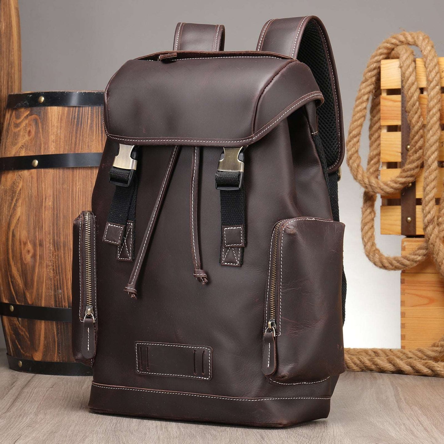 Men's Luxury Retro Leather Outdoor Travel Backpack - Classic Leather Bag