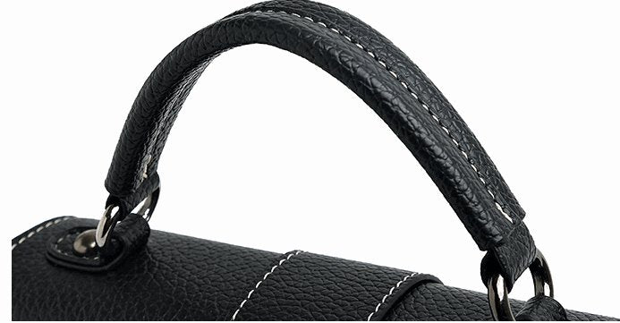 Women's Retro Simple Shoulder Bag - Classic Leather Bag