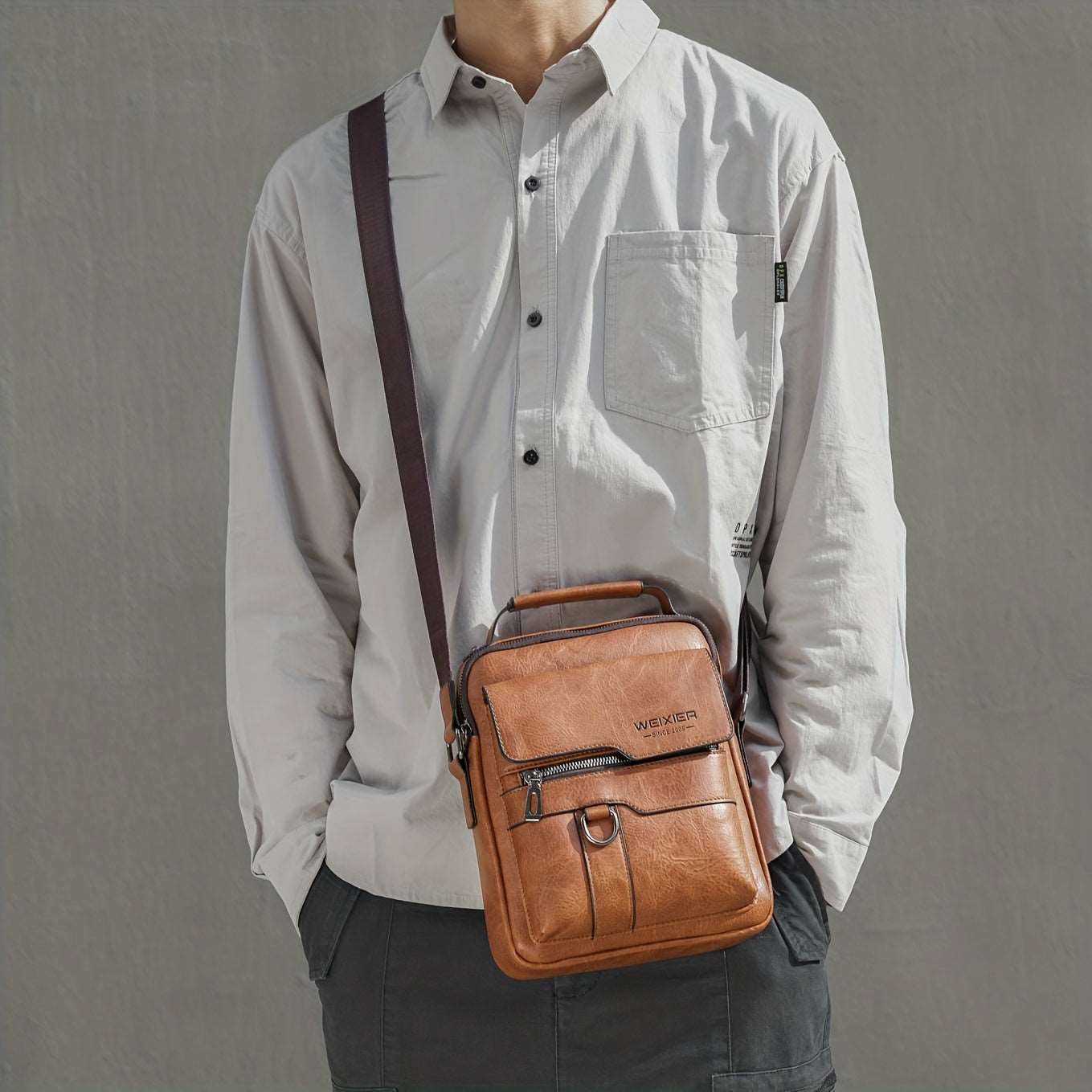 Men's Shoulder Crossbody Messenger Bag - Classic Leather Bag