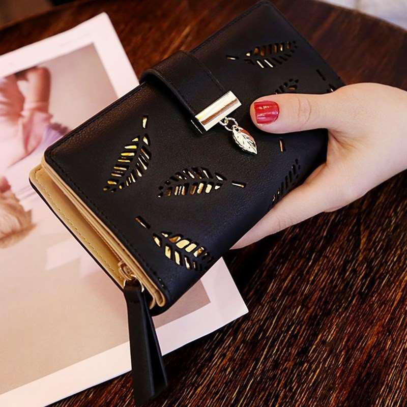 Women's Leaf Pattern Wallet - Classic Leather Bag