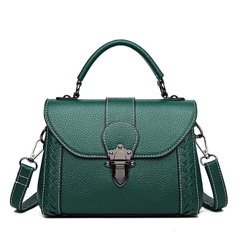 Women's Retro Simple Shoulder Bag - Classic Leather Bag